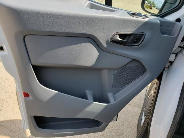 Used 2016 Ford Transit 150 130 Low Roof RWD image 11