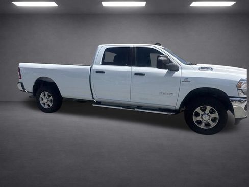 Used 2024 RAM 2500 Big Horn AWD/4WD image 12
