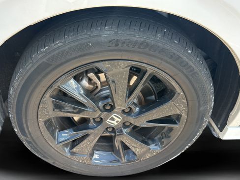 Used 2024 Honda Odyssey Sport image 33