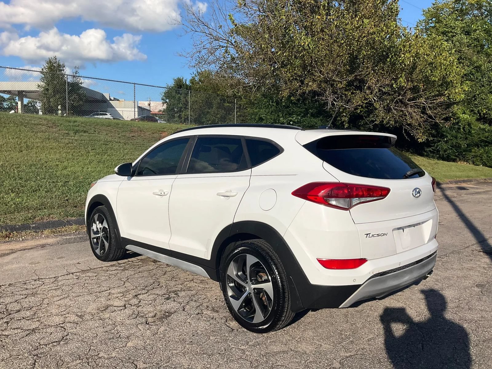 Used 2017 Hyundai Tucson FWD image 3