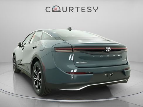 New 2026 Toyota Crown Limited image 12