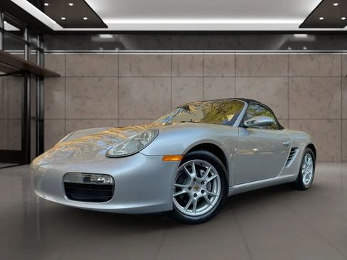 Used 2006 Porsche Boxster Cabriolet 2D image 2
