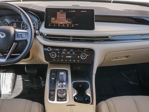 Certified 2025 INFINITI QX60 Pure image 12