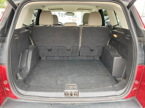 Used 2019 Ford Escape SEL w/ Ford Safe & Smart Package AWD/4WD image 5