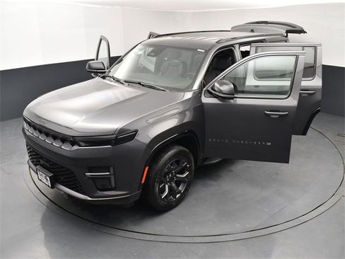 New 2026 Jeep Grand Wagoneer Limited image 27