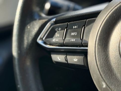 Used 2018 MAZDA MAZDA3 Sport image 28