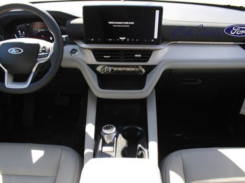 New 2026 Ford Explorer Active w/ Active Comfort Package image 12
