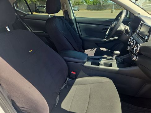 Used 2025 Nissan Sentra S image 10