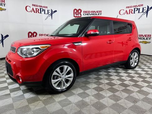 Used 2016 Kia Soul ! w/ Premium Package FWD image 3