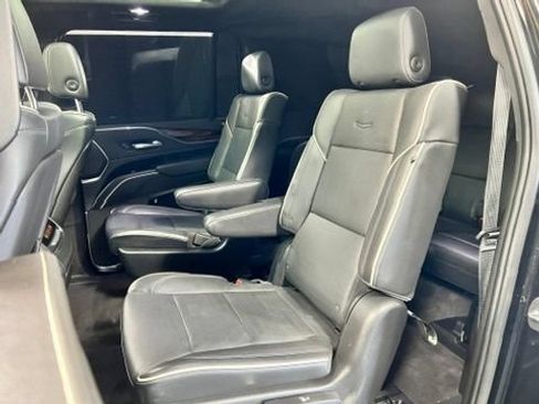 Used 2022 Cadillac Escalade ESV Premium Luxury AWD/4WD image 20