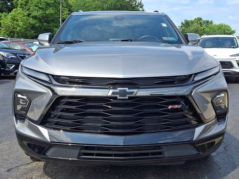 Used 2023 Chevrolet Blazer RS w/ Enhanced Convenience Package FWD image 2