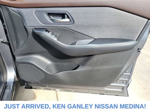 Certified 2023 Nissan Rogue SV AWD/4WD image 21