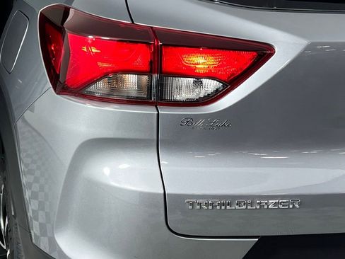 Used 2025 Chevrolet TrailBlazer LT image 11