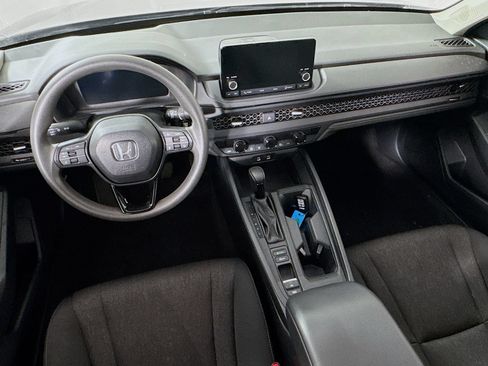 Used 2023 Honda Accord EX image 19