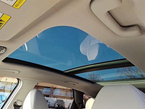 Used 2023 Hyundai Tucson Limited w/ Cargo Package image 15