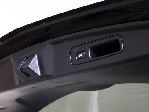 Certified 2024 Acura MDX SH-AWD w/ Technology Package image 32