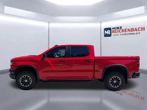 Used 2025 Chevrolet Silverado 1500 ZR2 w/ Technology Package AWD/4WD image 6