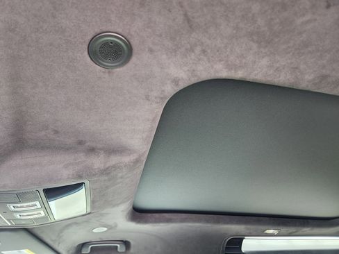 New 2026 Land Rover Defender 90 V8 image 29