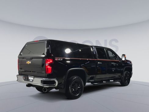 Used 2024 Chevrolet Silverado 2500 LTZ w/ LTZ Plus Package image 12