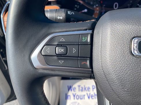 Used 2022 Jeep Compass Limited image 16