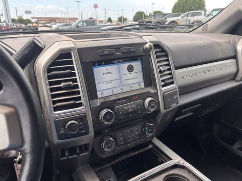 Used 2017 Ford F350 Lariat AWD/4WD image 15