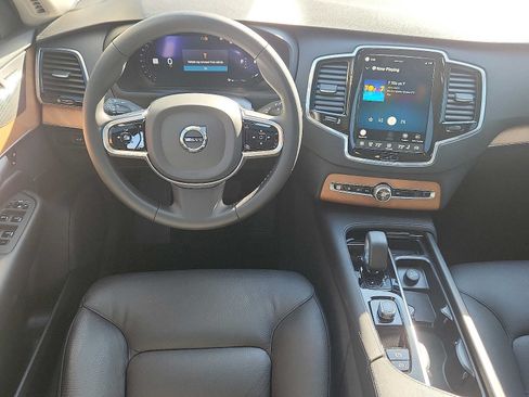 Certified 2024 Volvo XC90 B6 Plus w/ Protection Package Premier AWD/4WD image 11