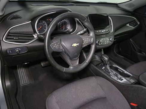 Used 2024 Chevrolet Malibu LT w/ Sport Edition FWD image 19