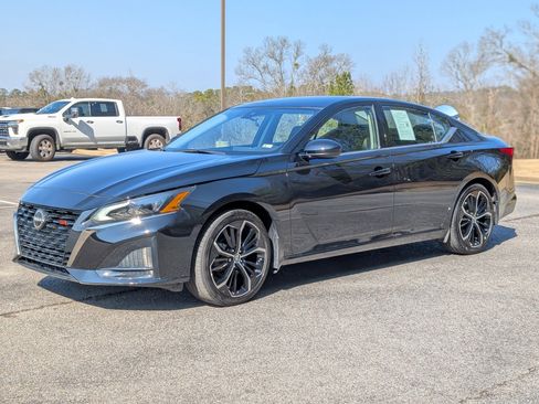 Used 2024 Nissan Altima 2.5 SR image 5