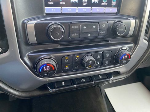 Used 2017 GMC Sierra 1500 SLE w/ SLE Value Package AWD/4WD image 21