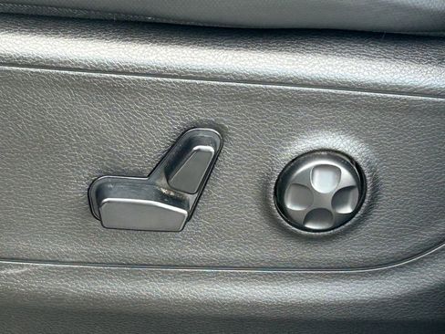 Used 2019 RAM 1500 Sport w/ Level 2 Equipment Group image 30