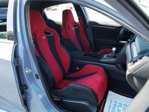 Used 2019 Honda Civic Type R image 12