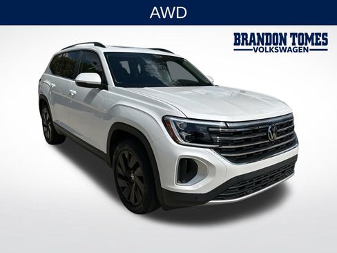 Used 2026 Volkswagen Atlas SE AWD/4WD image 1