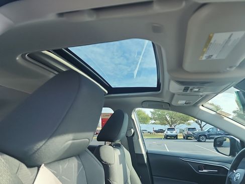 New 2025 Toyota RAV4 XLE w/ Convenience Package FWD image 37