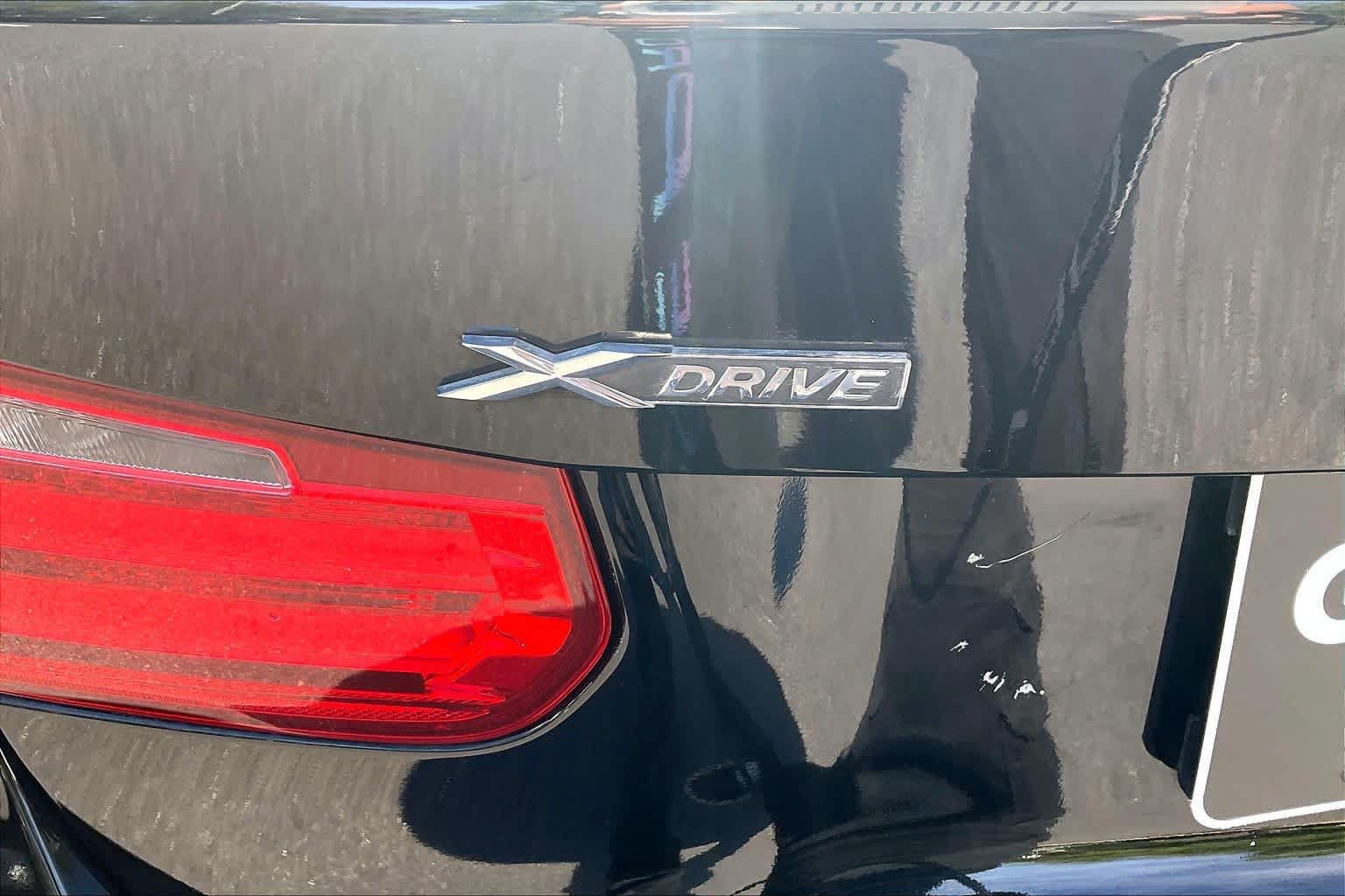 Used 2015 BMW 328i xDrive Sedan AWD/4WD image 9