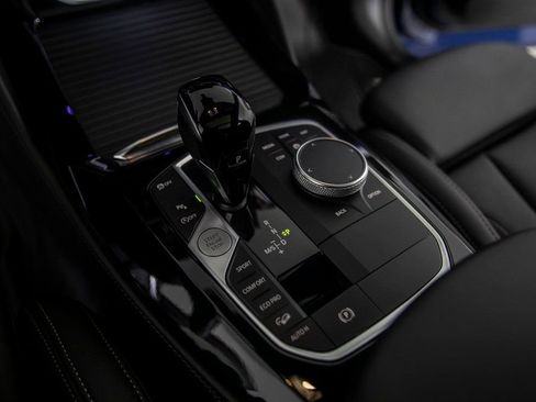 Used 2024 BMW X4 xDrive30i w/ M Sport Package image 29