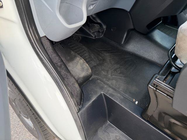 Used 2019 Ford Transit 150 130 Low Roof RWD image 17
