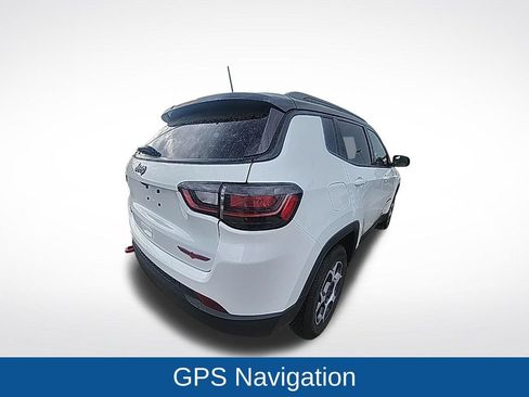 Used 2022 Jeep Compass Trailhawk w/ Trailhawk Elite Group AWD/4WD image 7