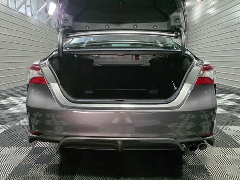 Used 2022 Toyota Camry SE image 33