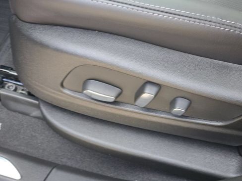 New 2025 Cadillac XT5 Premium Luxury w/ LPO, Floor Liner Package FWD image 23