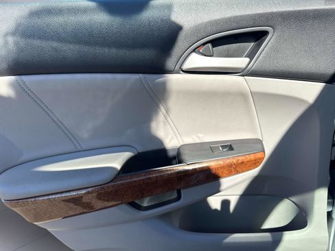 Used 2012 Honda Accord EX-L image 12