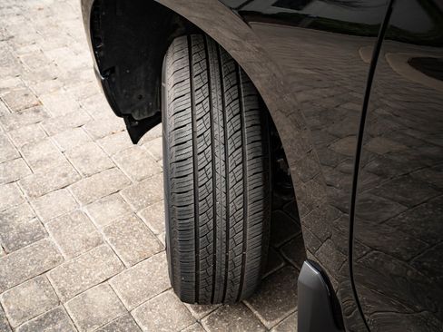 Used 2024 Chevrolet Silverado 1500 W/T w/ WT Value Package image 42