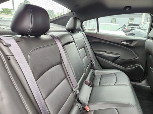 Used 2016 Chevrolet Cruze Premier FWD image 15