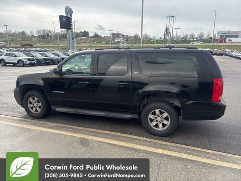 Used 2013 GMC Yukon XL SLT w/ SLT-2 Equipment Package image 5