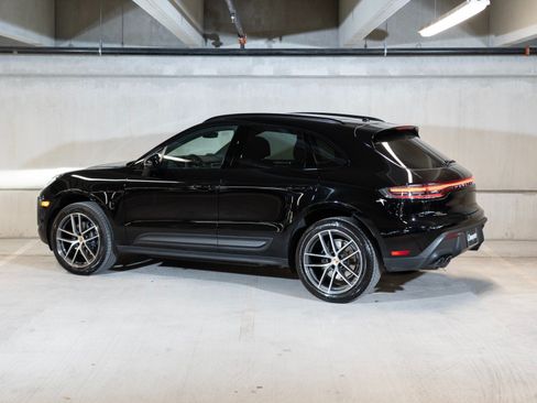 Certified 2026 Porsche Macan AWD/4WD image 3