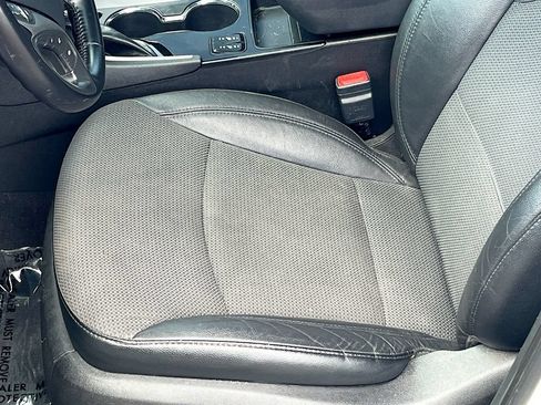 Used 2014 Hyundai Sonata SE w/ Premium Package 03 FWD image 20