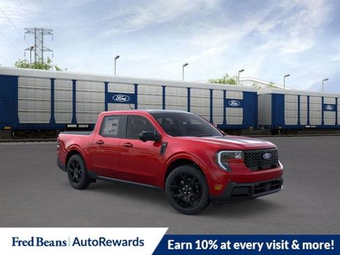 New 2026 Ford Maverick Lariat w/ Black Appearance Package image 7