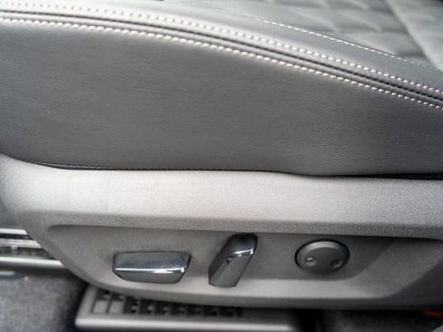 New 2026 Nissan Rogue Platinum w/ Platinum Premium Package image 16