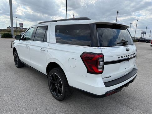 Used 2022 Ford Expedition Max Limited AWD/4WD image 3