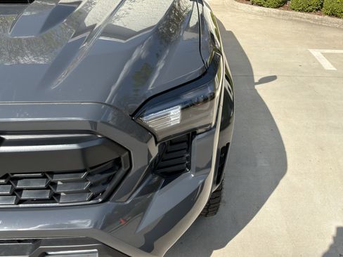 Used 2026 Toyota Tacoma TRD Sport image 6