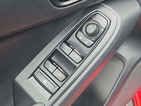 Certified 2025 Subaru Crosstrek 2.5i Premium AWD/4WD image 18